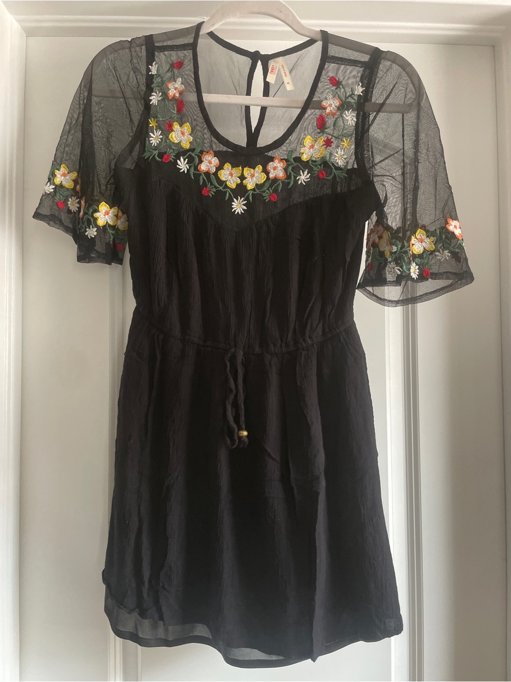 True Destiny Black Sheer Mesh Floral Embroidered Mini Dress Size Small